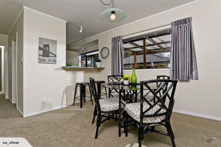 Photo of property in 1/43 Squirrel Lane, Browns Bay, Auckland, 0630
