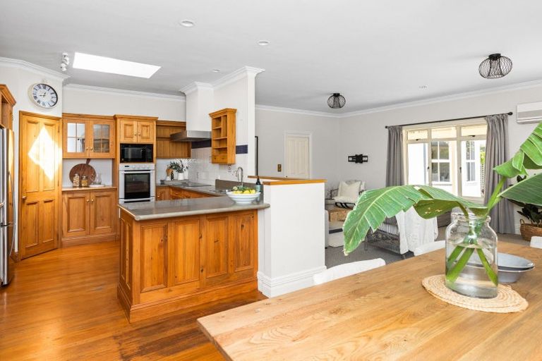 Photo of property in 25 Mission Road, Greenmeadows, Napier, 4112