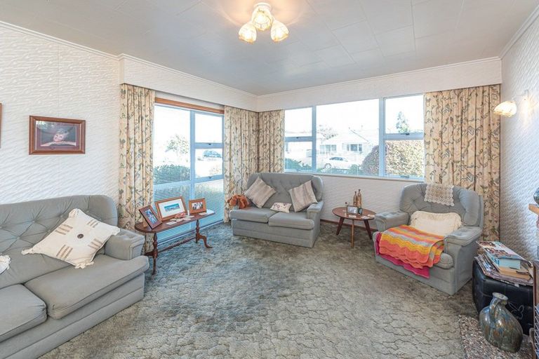 Photo of property in 4 Camellia Avenue, Aramoho, Whanganui, 4500