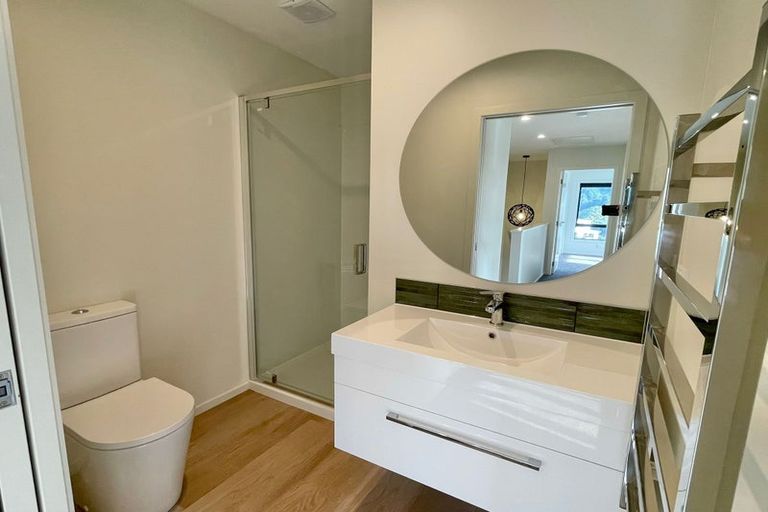 Photo of property in 5b Stockport Grove, Churton Park, Wellington, 6037