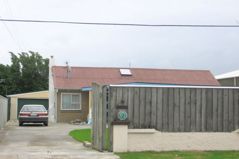 Photo of property in 39 Pirie Crescent, Moera, Lower Hutt, 5010