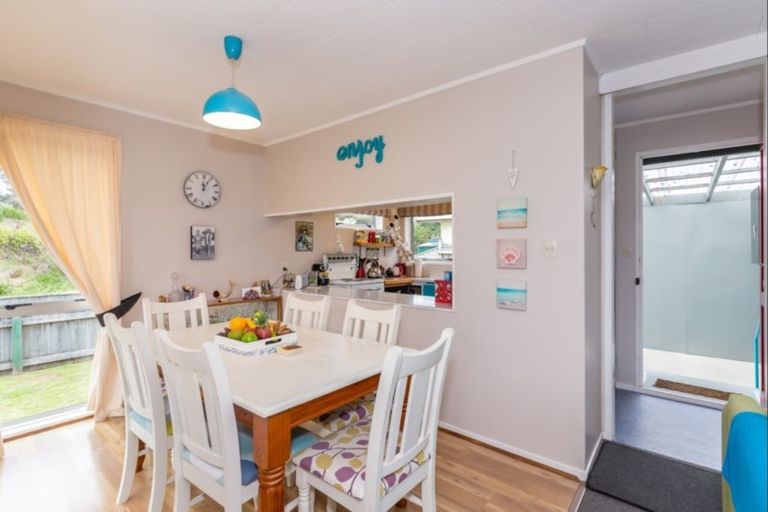 Photo of property in 149 Kahukura Avenue, Waitarere Beach, Levin, 5510