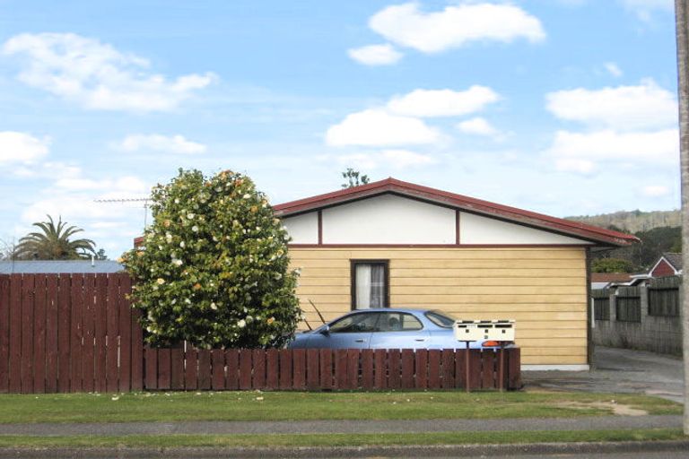 Photo of property in 4c Deere Avenue, Fenton Park, Rotorua, 3010