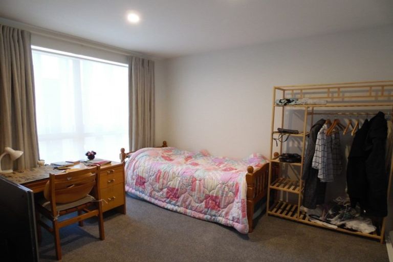 Photo of property in 27 Carder Court, Hobsonville, Auckland, 0618