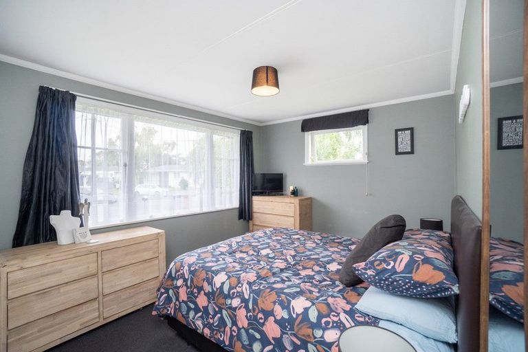 Photo of property in 23 Benmore Avenue, Cloverlea, Palmerston North, 4412