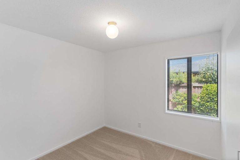 Photo of property in 1/38 Beauford Place, Parklands, Christchurch, 8083