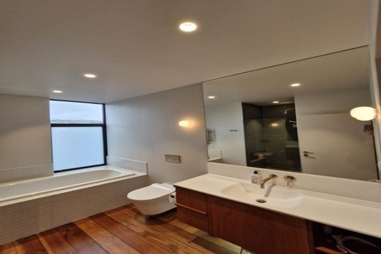 Photo of property in 28 Pitt Street, Wadestown, Wellington, 6012