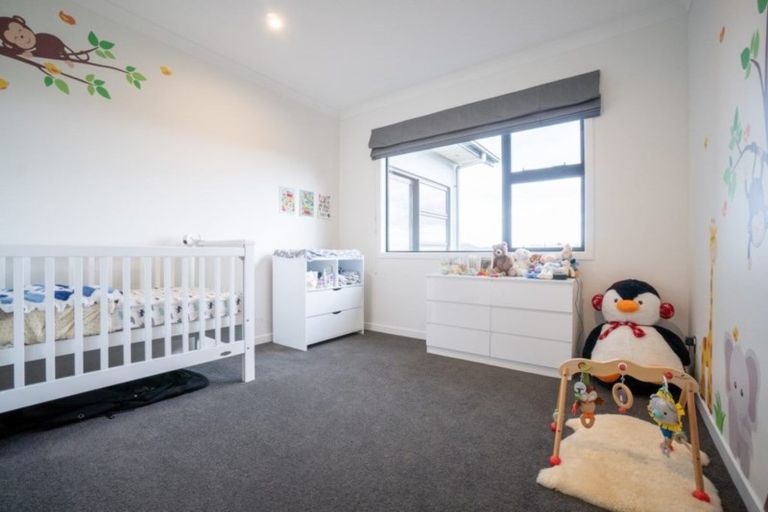 Photo of property in 30 Westwood Drive, Aokautere, Palmerston North, 4471