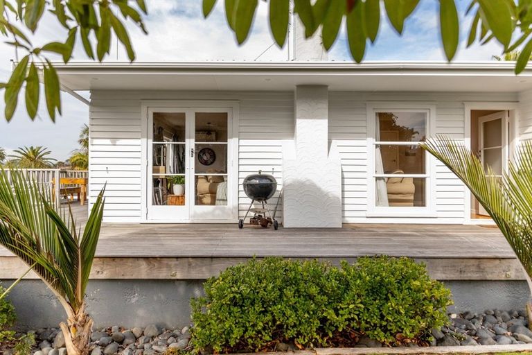 Photo of property in 23 Karaka Road, Otumoetai, Tauranga, 3110