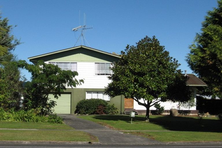 Photo of property in 135 Balmoral Drive, Tokoroa, 3420