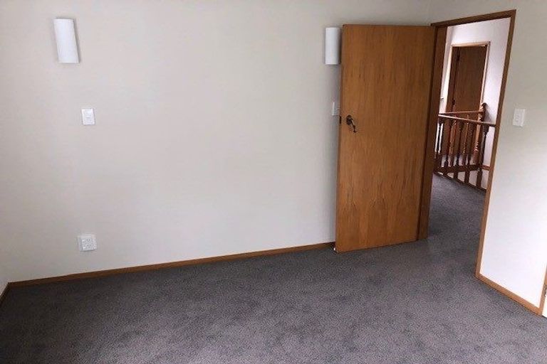 Photo of property in 44 Frankmoore Avenue, Johnsonville, Wellington, 6037