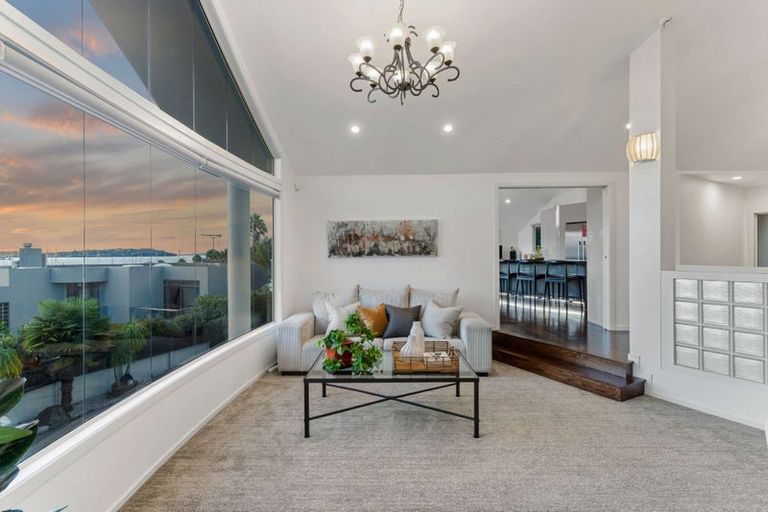 Photo of property in 39 Argo Drive, Half Moon Bay, Auckland, 2012