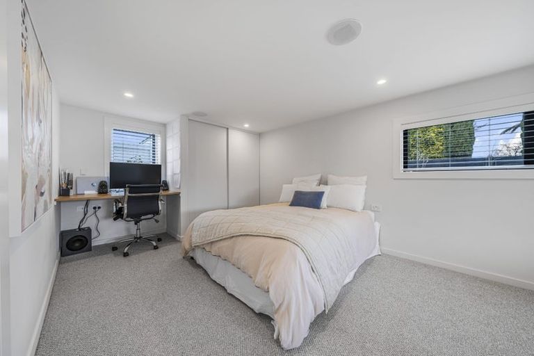 Photo of property in 23 Birkenhead Street, Avonhead, Christchurch, 8042