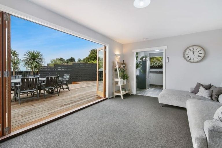 Photo of property in 1/6 Jade Place, Parklands, Christchurch, 8083