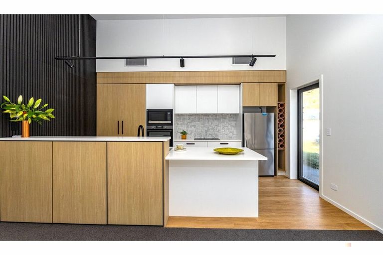 Photo of property in 1 Hislop Street, Geraldine, 7930