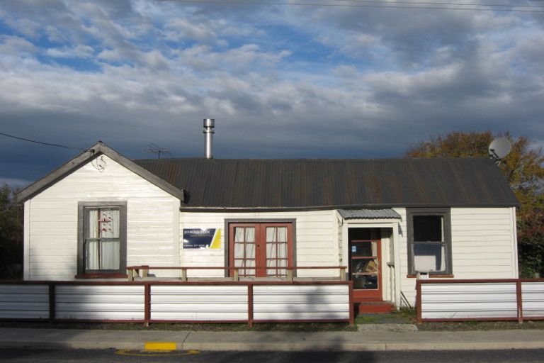 Photo of property in 19 George Street, Milton, 9220