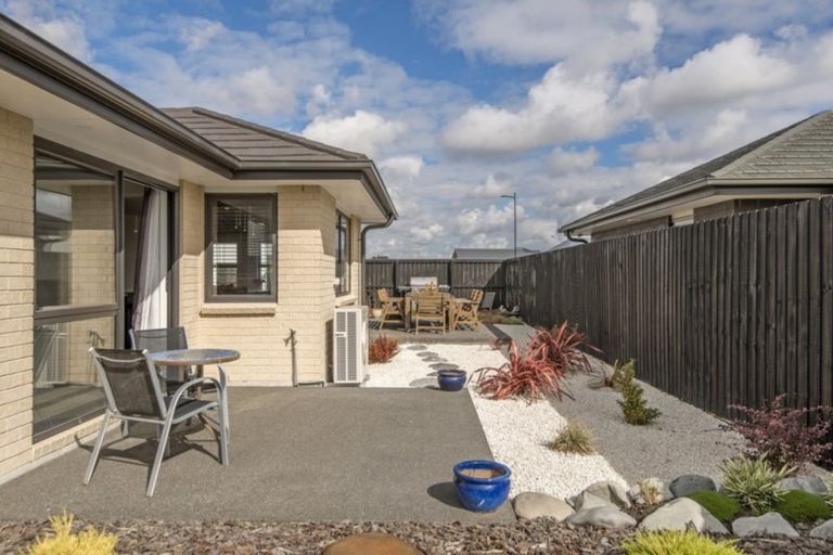 Photo of property in 36 Luxembourg Crescent, Halswell, Christchurch, 8025