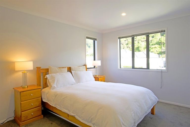 Photo of property in 36 Kurth Crescent, Silverstream, Upper Hutt, 5019