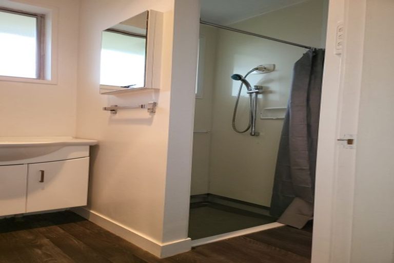 Photo of property in 2/4 Roker Street, Somerfield, Christchurch, 8024