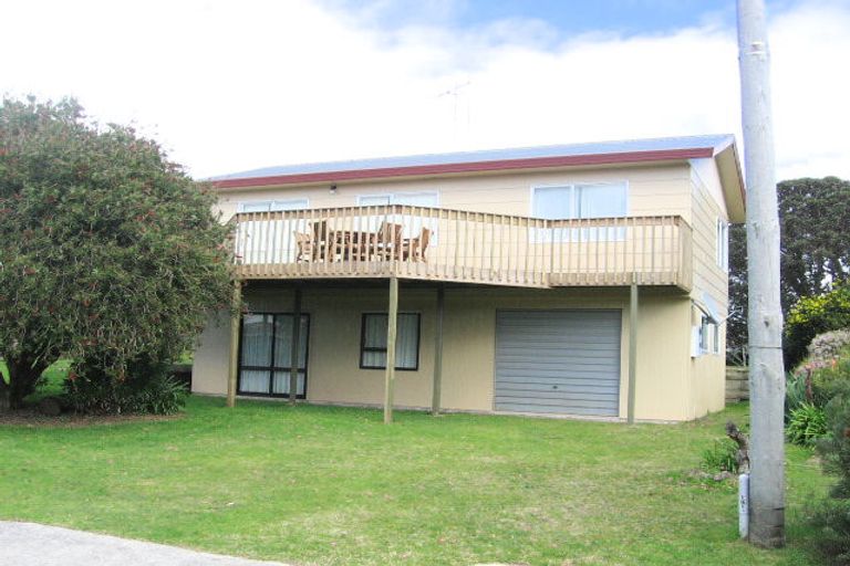 Photo of property in 18 Robert Street, Mangawhai Heads, Mangawhai, 0505