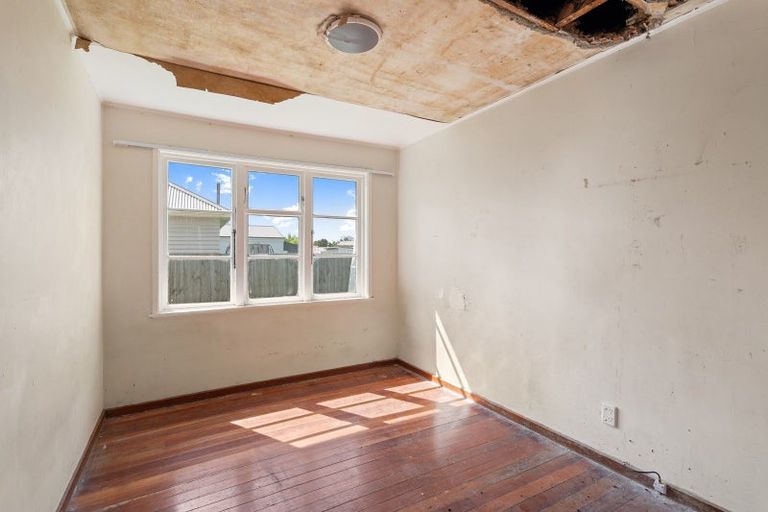 Photo of property in 100 Emmett Street, Shirley, Christchurch, 8013