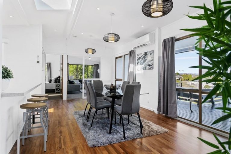 Photo of property in 70 Kurupae Road, Hilltop, Taupo, 3330