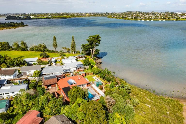 Photo of property in 7 Riverina Avenue, Pakuranga, Auckland, 2010