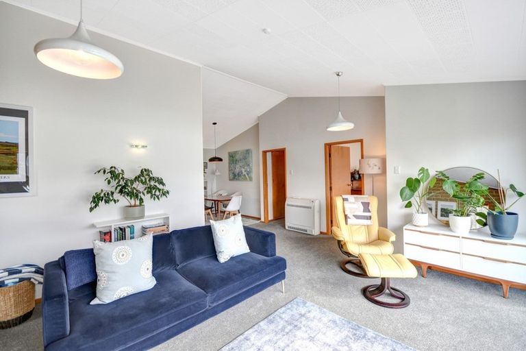 Photo of property in 8 Irvine Road, The Cove, Dunedin, 9077