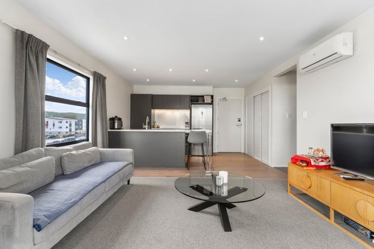 Photo of property in 204/69d Hall Avenue, Mangere, Auckland, 2022