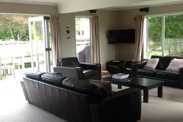 Photo of property in 15 Pulham Crescent, Queenwood, Hamilton, 3210