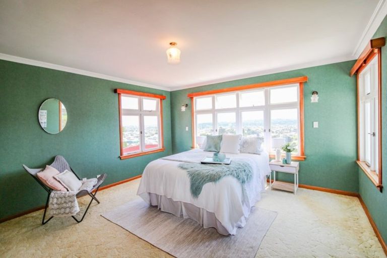 Photo of property in 2 Rodney Street, Durie Hill, Whanganui, 4500