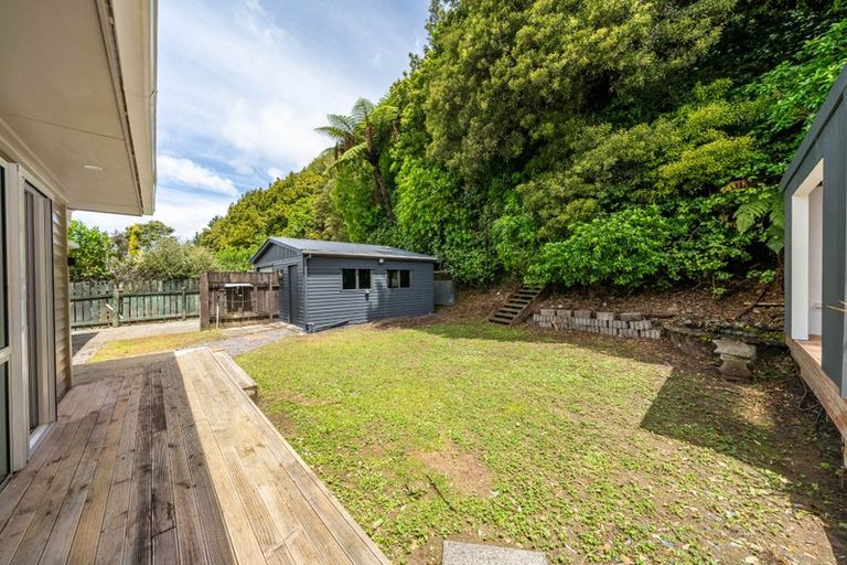 Photo of property in 22 Bridge Road, Birchville, Upper Hutt, 5018