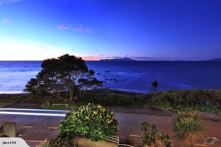 Photo of property in 3 Ocean Parade, Pukerua Bay, 5026