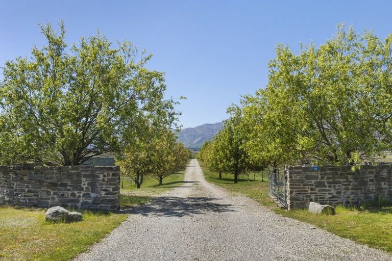 Photo of property in 182 Stevenson Road, Wanaka, 9382