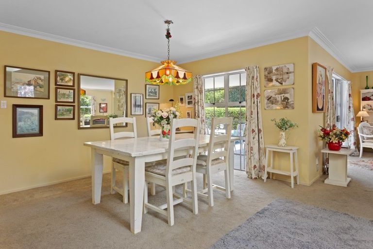 Photo of property in 127 West Belt, Rangiora, 7400