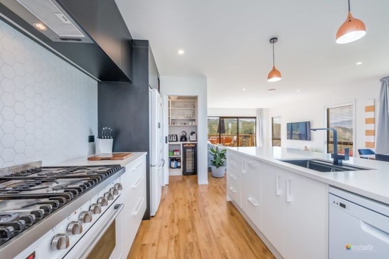 Photo of property in 105 Kirton Drive, Riverstone Terraces, Upper Hutt, 5018