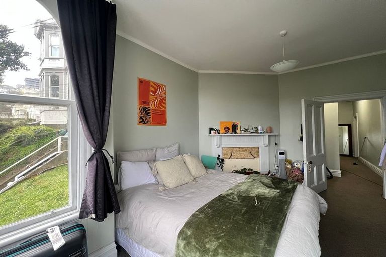 Photo of property in 24 Macdonald Crescent, Te Aro, Wellington, 6011