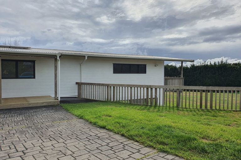 Photo of property in 144 Taupaki Road, Taupaki, Henderson, 0782