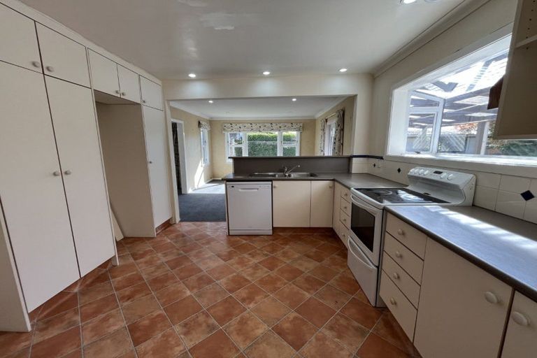 Photo of property in 9 Sheffield Street, Awapuni, Palmerston North, 4412