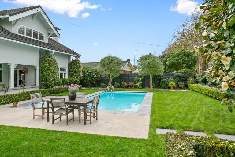 Photo of property in 96 Hall Street, Cambridge, 3434