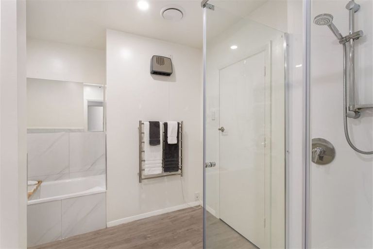 Photo of property in 121 Blighs Road, Papanui, Christchurch, 8053