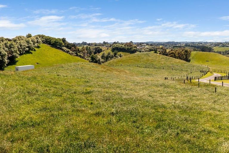 Photo of property in 3a Parrs Road, Hurworth, New Plymouth, 4371