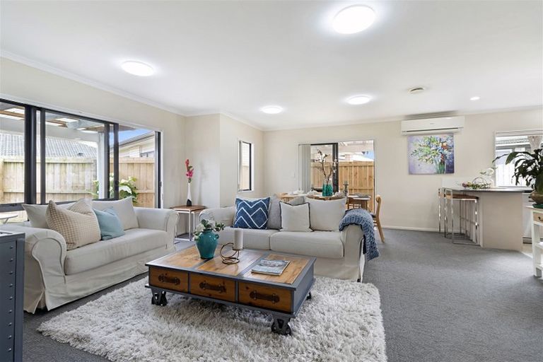 Photo of property in 52b Rimu Street, New Lynn, Auckland, 0600