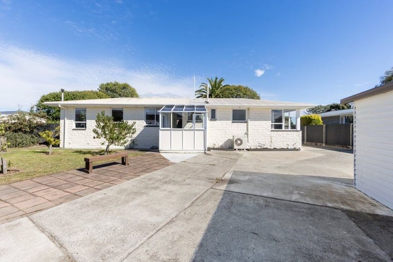 Photo of property in 58a Cottonwood Street, Parklands, Christchurch, 8083
