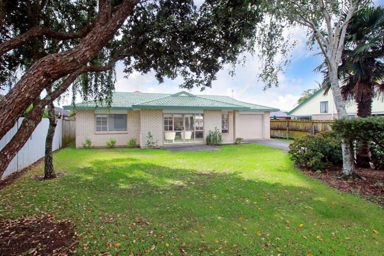 Photo of property in 18 Regalwood Place, Favona, Auckland, 2024
