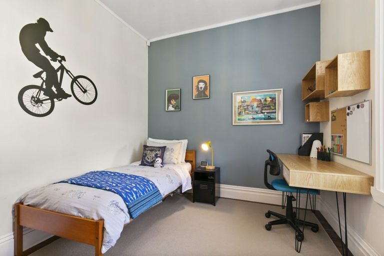 Photo of property in 8 Clifford Road, Johnsonville, Wellington, 6037