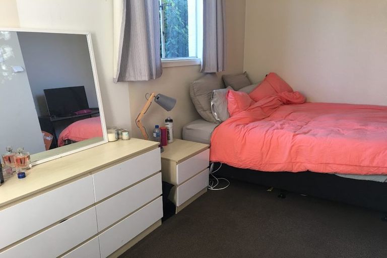 Photo of property in 2/111 Waimairi Road, Ilam, Christchurch, 8041