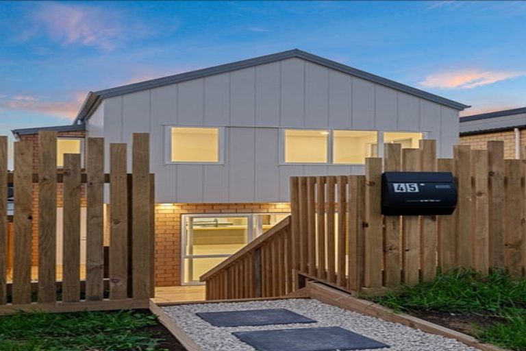 Photo of property in 45 Sunnyheights Road, Orewa, 0931