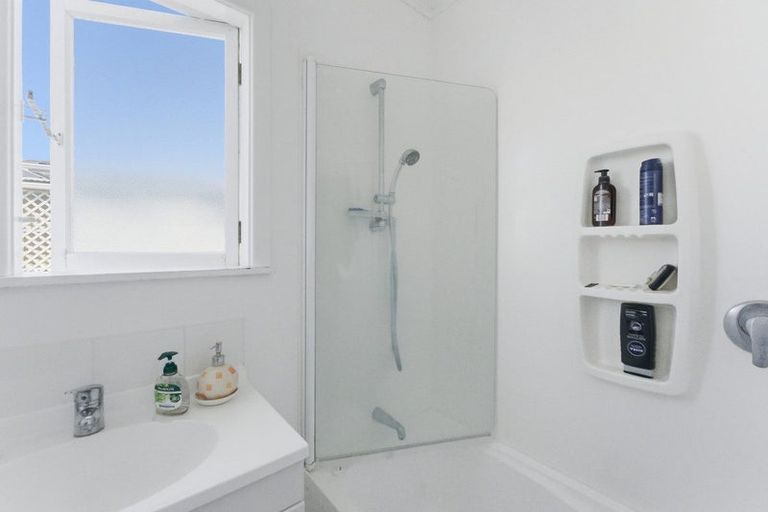 Photo of property in 278 Mangorei Road, Merrilands, New Plymouth, 4312