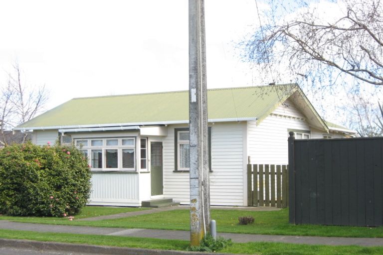 Photo of property in 19 Hammond Street, Bulls, 4818